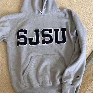 SJSU SWEATSHIRT XS. CHAMPION